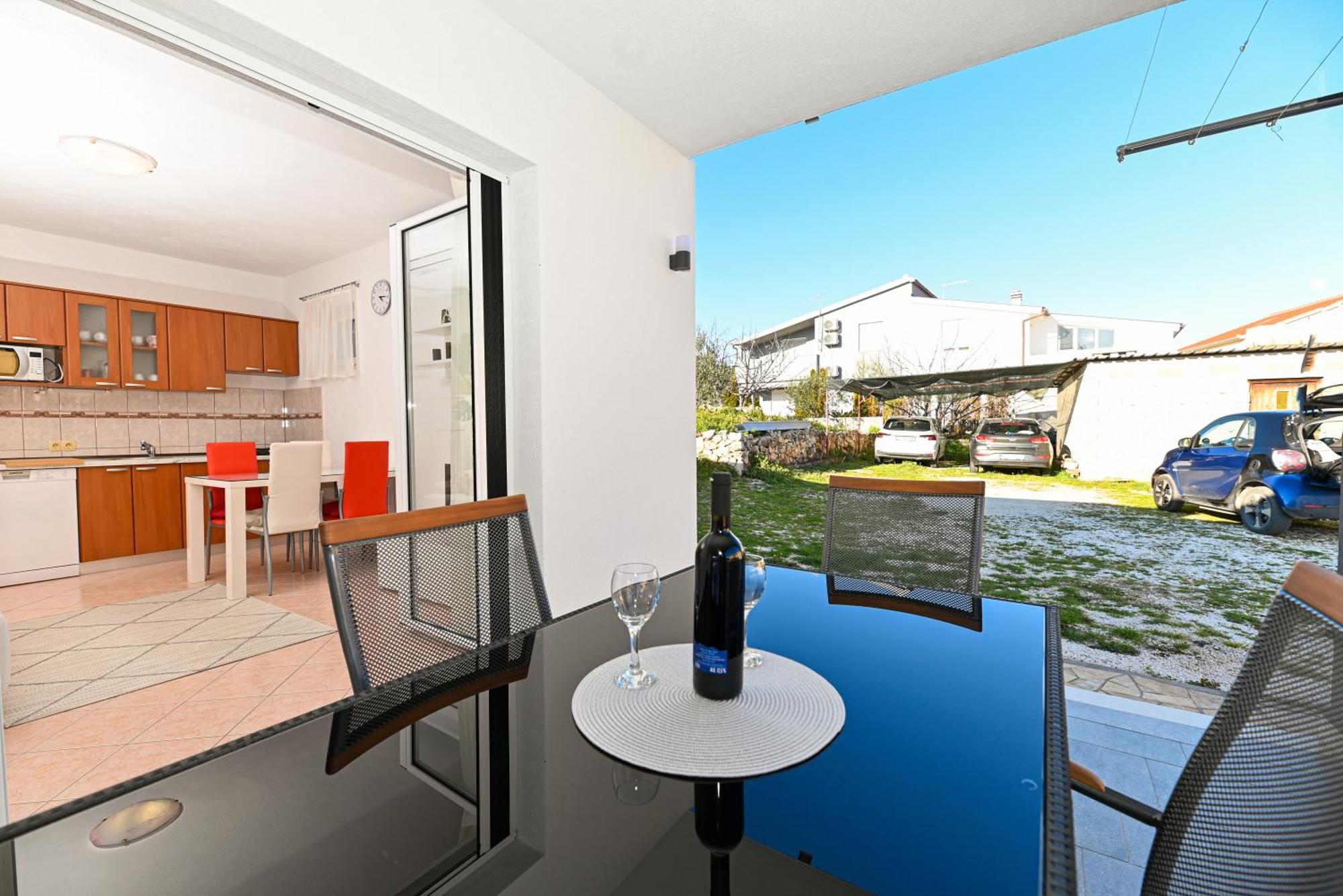 Apartments Patricia โตรกีร์ ภายนอก รูปภาพ