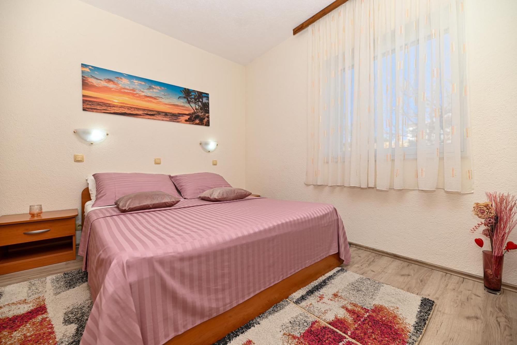 Apartments Patricia โตรกีร์ ภายนอก รูปภาพ