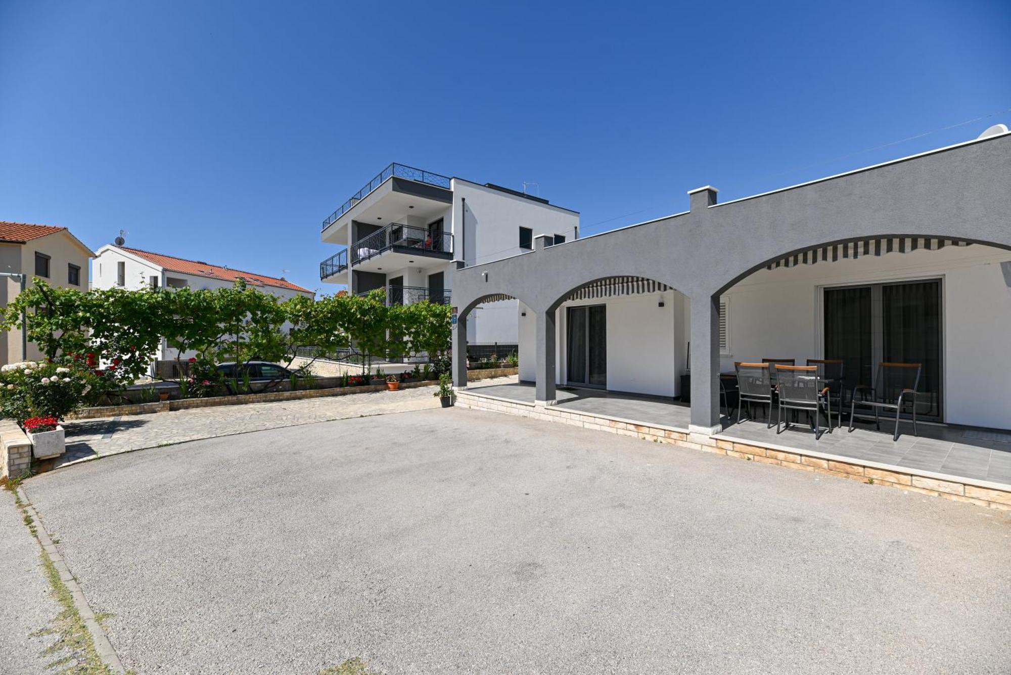 Apartments Patricia โตรกีร์ ภายนอก รูปภาพ